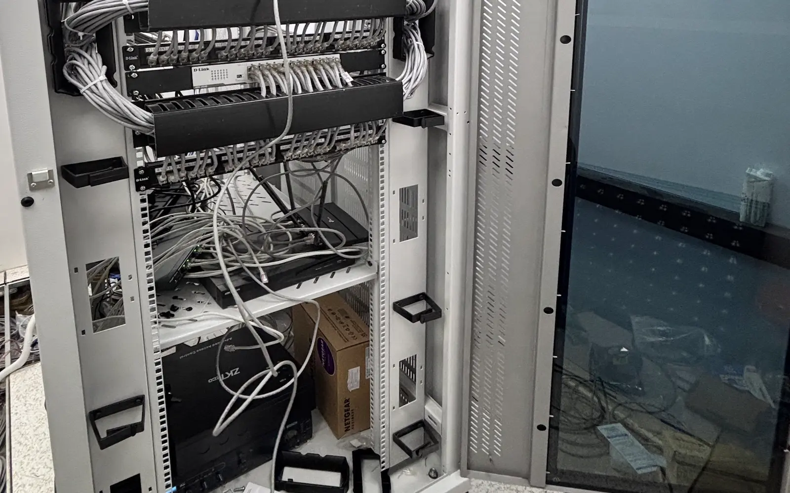 Enterprise Server Rack Deployment